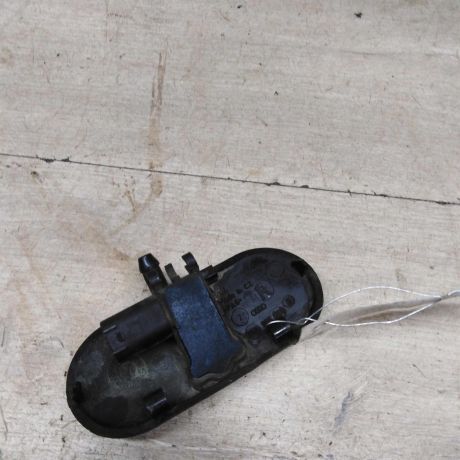 forsunka-omyvatelia-stekla-pravaia-audi-a4-b6-art-82725-big-2