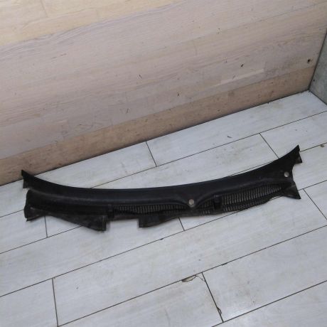 dekorativnaia-nakladka-zabo-dozdevik-vodootvodiashhii-shhitok-audi-a3-8l-art-83602-big-0