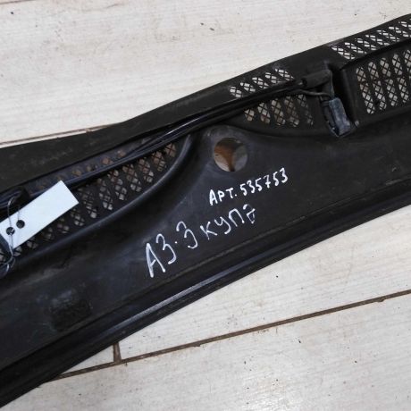 dekorativnaia-nakladka-zabo-dozdevik-vodootvodiashhii-shhitok-audi-a3-8l-art-83602-big-1