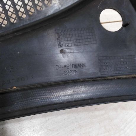 dekorativnaia-nakladka-zabo-dozdevik-vodootvodiashhii-shhitok-audi-a3-8l-art-83602-big-6