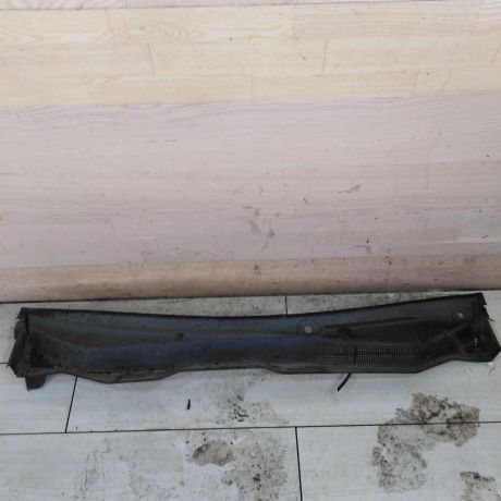 dekorativnaia-nakladka-zabo-dozdevik-vodootvodiashhii-shhitok-opel-astra-h-art-84128-big-0