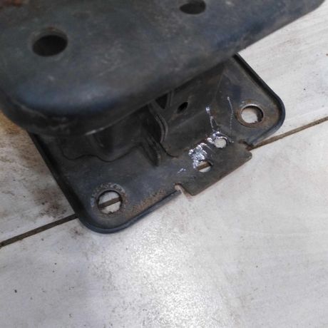 usilitel-perednego-bampera-ford-tourneo-connect-i-ford-transit-connect-i-art-85636-big-1