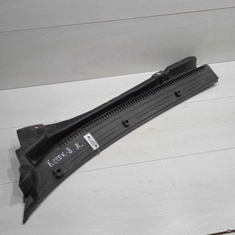 nakladka-dekorativnaia-pravaia-zabo-dozdevik-vodootvodiashhii-shhitok-kia-shuma-ii-kia-spectra-ii-art-86367-big-0