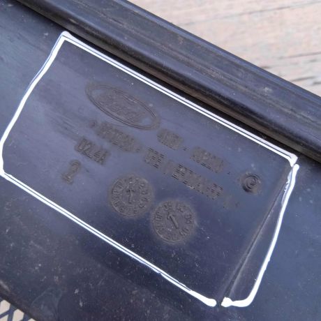 nakladka-dekorativnaia-zabo-dozdevik-vodootvodiashhii-shhitok-ford-focus-2-art-87216-big-3