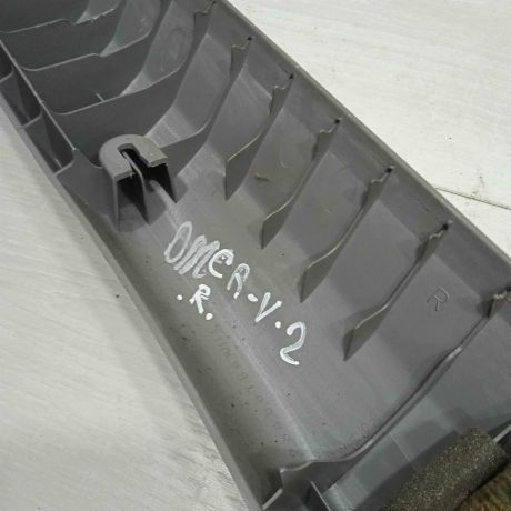 obsivka-stoiki-salona-peredniaia-levaia-honda-cr-v-ii-art-88479-big-1
