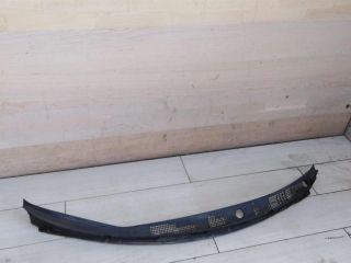 dekorativnaia-nakladka-zabo-dozdevik-vodootvodiashhii-shhitok-mitsubishi-space-wagon-iii-art-89282