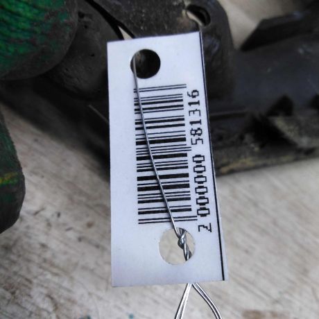 dekorativnaia-nakladka-pravaia-zabo-dozdevik-vodootvodiashhii-shhitok-hyundai-elantra-iii-art-89389-big-2