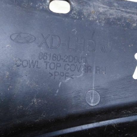 dekorativnaia-nakladka-pravaia-zabo-dozdevik-vodootvodiashhii-shhitok-hyundai-elantra-iii-art-89389-big-3