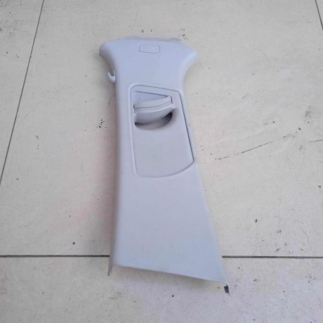 obsivka-stoiki-salona-nakladka-skoda-yeti-i-dorestailing-art-89819-big-0