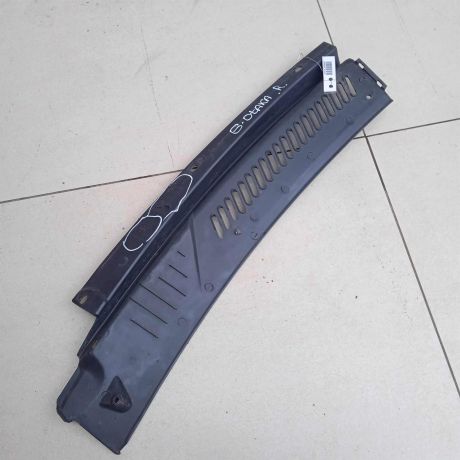 dekorativnaia-nakladka-pravaia-zabo-dozdevik-vodootvodiashhii-shhitok-geely-ck-otaka-i-art-90085-big-1