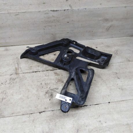 kronstein-pravyi-krepleniia-zadnego-bampera-sedan-renault-megane-ii-art-90334-big-0