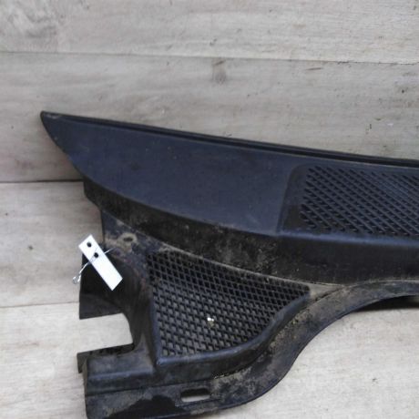 nakladka-dekorativnaia-zabo-dozdevik-vodootvodiashhii-shhitok-pravaia-renault-scenic-i-art-90689-big-1