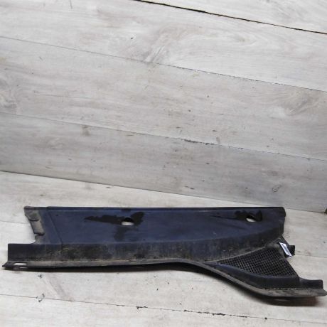 nakladka-dekorativnaia-zabo-dozdevik-vodootvodiashhii-shhitok-levyi-renault-scenic-i-art-90690-big-0