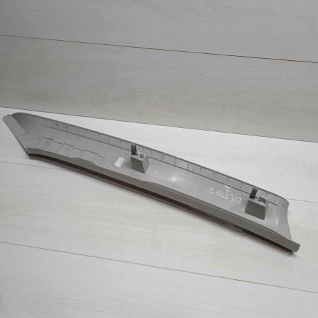 obsivka-stoiki-salona-nakladka-skoda-yeti-i-dorestailing-art-90826-big-4