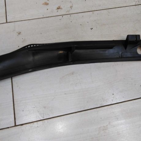 dekorativnaia-nakladka-zabo-dozdevik-volkswagen-passat-b5-vodootvodiashhii-shhitok-art-91238-big-7