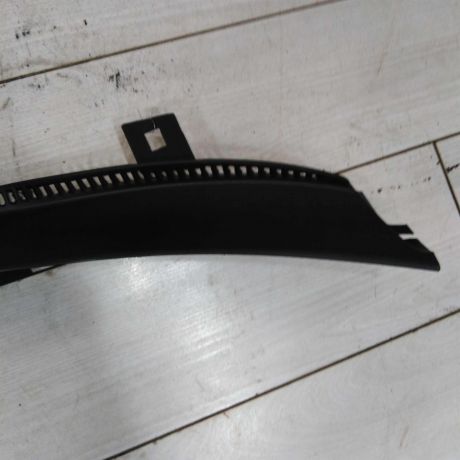 dekorativnaia-nakladka-zabo-dozdevik-volkswagen-passat-b5-vodootvodiashhii-shhitok-art-91238-big-6