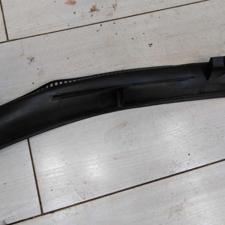 dekorativnaia-nakladka-zabo-dozdevik-volkswagen-passat-b5-vodootvodiashhii-shhitok-art-91238-big-5