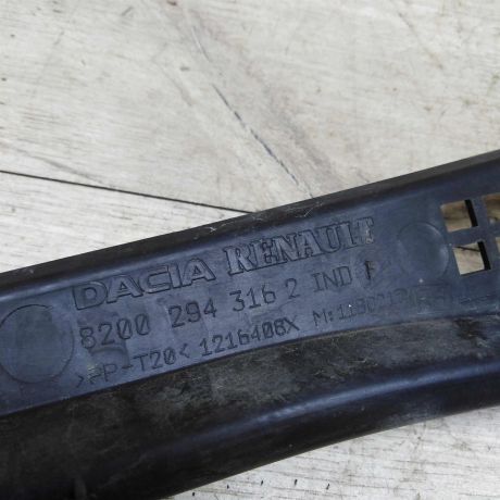 dekorativnaia-nakladka-zabo-dozdevik-vodootvodiashhii-shhitok-pravaia-renault-logan-i-art-91290-big-1