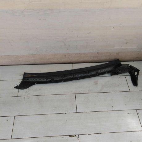 dekorativnaia-nakladka-zabo-dozdevik-vodootvodiashhii-shhitok-opel-astra-j-art-91333-big-0