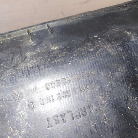 dekorativnaia-nakladka-zabo-dozdevik-vodootvodiashhii-shhitok-renault-clio-ii-art-92145-big-2