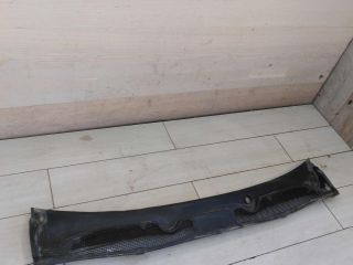 dekorativnaia-nakladka-zabo-dozdevik-vodootvodiashhii-shhitok-renault-megane-iii-art-92195