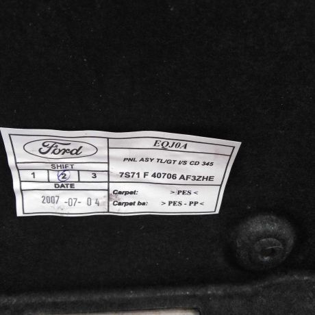 obsivka-kryski-bagaznika-ford-mondeo-3-art-93137-big-1