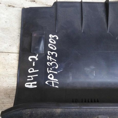 obsivka-bagaznika-nakladka-zadniaia-sedan-audi-a4-b6-art-94438-big-6