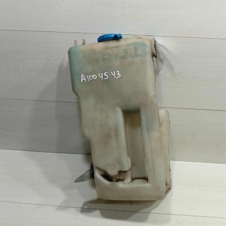 bacok-omyvatelia-lobovogo-stekla-audi-a6-c4-audi-100-c4-art-94891-big-1