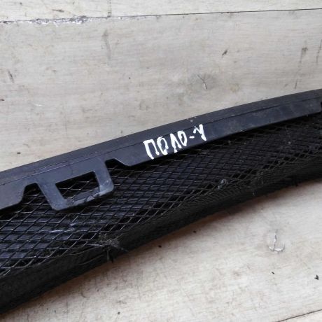 resetka-bampera-volkswagen-polo-5-defekt-art-96416-big-2