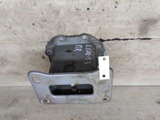 kronstein-pravyi-perednego-usilitelia-bampera-kia-ceed-i-art-97021