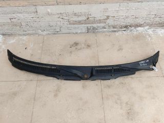 dekorativnaia-nakladka-zabo-dozdevik-vodootvodiashhii-shhitok-audi-100-c4-audi-a6-c4-art-97051