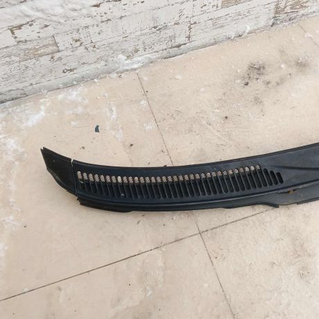 dekorativnaia-nakladka-zabo-dozdevik-vodootvodiashhii-shhitok-audi-100-c4-audi-a6-c4-art-97051-big-5