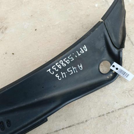 dekorativnaia-nakladka-zabo-dozdevik-vodootvodiashhii-shhitok-audi-100-c4-audi-a6-c4-art-97051-big-3