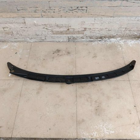 dekorativnaia-nakladka-zabo-dozdevik-vodootvodiashhii-shhitok-audi-100-c4-audi-a6-c4-art-97051-big-1