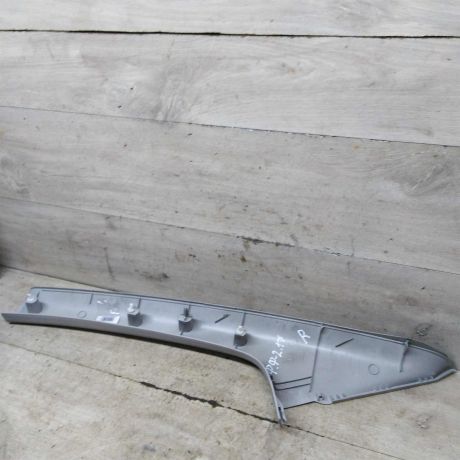 obsivka-stoiki-salona-nakladka-peredniaia-pravaia-ford-focus-2-art-97133-big-1