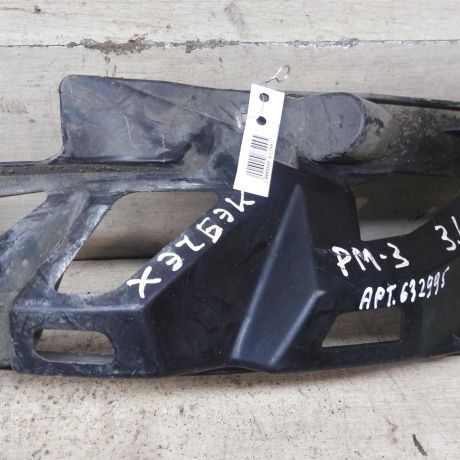 kronstein-krepleniia-zadnego-bampera-levoe-xetcbek-renault-megane-ii-art-97608-big-2