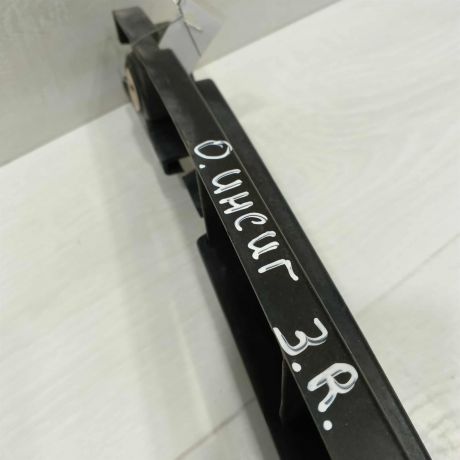 kronstein-krepleniia-zadnego-bampera-zadnii-pravyi-opel-insignia-i-art-97835-big-1