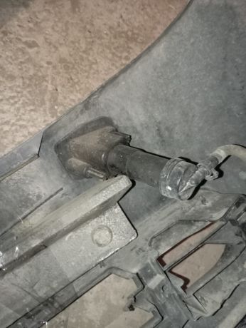 bamper-perednii-nissan-primera-p12-pod-omyvateli-far-ne-original-art-97918-big-4