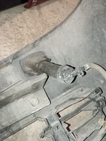 bamper-perednii-nissan-primera-p12-pod-omyvateli-far-ne-original-art-97918-big-3