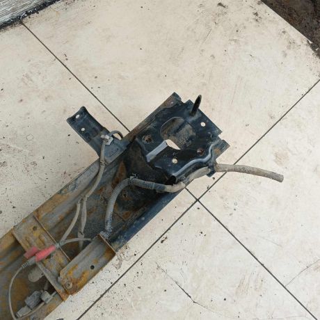 usilitel-zadnego-bampera-hyundai-santa-fe-ii-art-98473-big-3