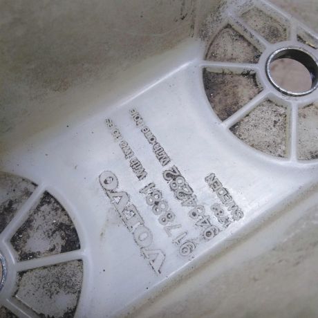 bacok-omyvatelia-volvo-v70-art-98596-big-2