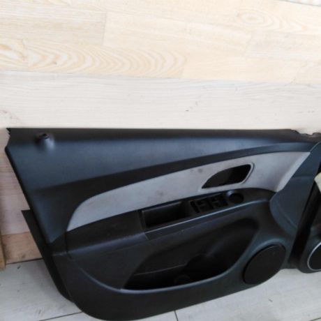 obsivka-dveri-chevrolet-cruze-pac-art-99329-big-8
