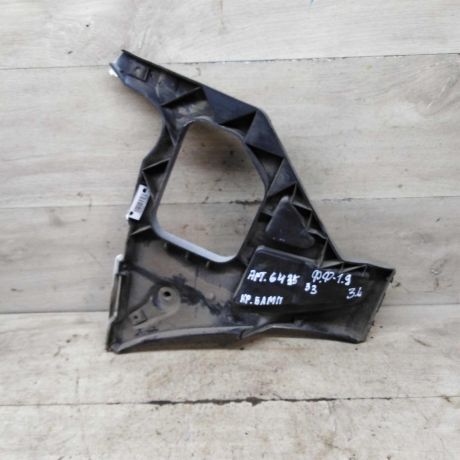 kronstein-levyi-zadnego-bampera-ford-focus-i-art-99344-big-0