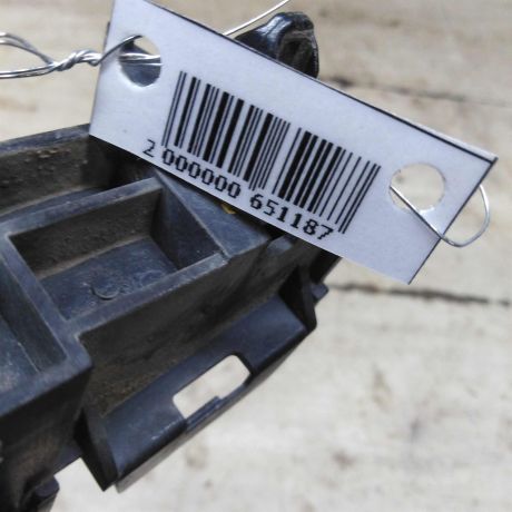 kronstein-pravyi-krepleniia-zadnego-bampera-toyota-avensis-iii-art-99481-big-4