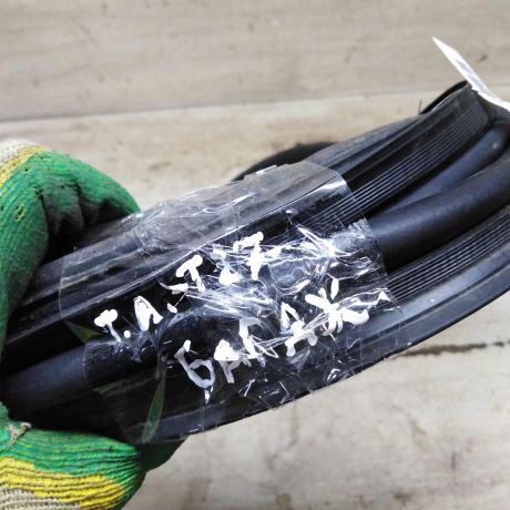 uplotnitel-dveri-kryski-bagaznika-toyota-avensis-iii-art-99606-big-2