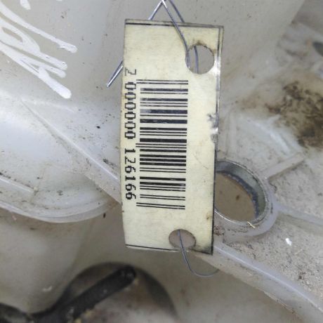 bacok-omyvatelia-lobovogo-stekla-volvo-s80-art-99666-big-3