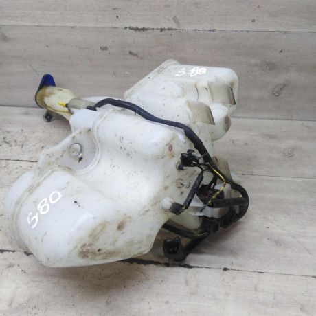 bacok-omyvatelia-lobovogo-stekla-volvo-s80-art-99666-big-4