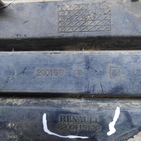 resetka-bampera-levaia-renault-megane-ii-art-99746-big-2