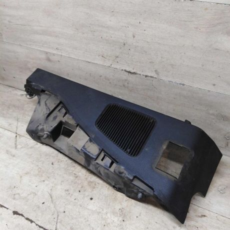 nakladka-obsivka-bagaznika-pravaia-skoda-octavia-i-a4-art-99913-big-0