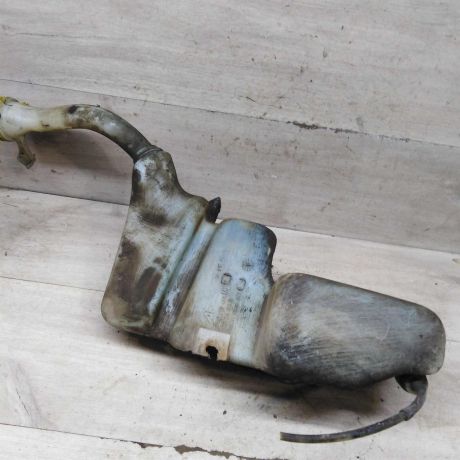 bacok-omyvatelia-lobovogo-stekla-ford-galaxy-volkswagen-sharan-seat-alhambra-art-100205-big-1